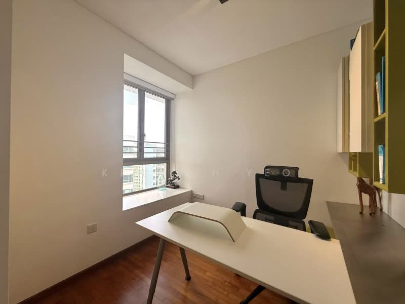 Waterfront Gold, 754 Bedok Reservoir Road, 4 Bedrooms, 2,153 sqft, Condominium For Sale, by Kenneth Yeo, 500197580 - Study - PropertyGuru.com.sg