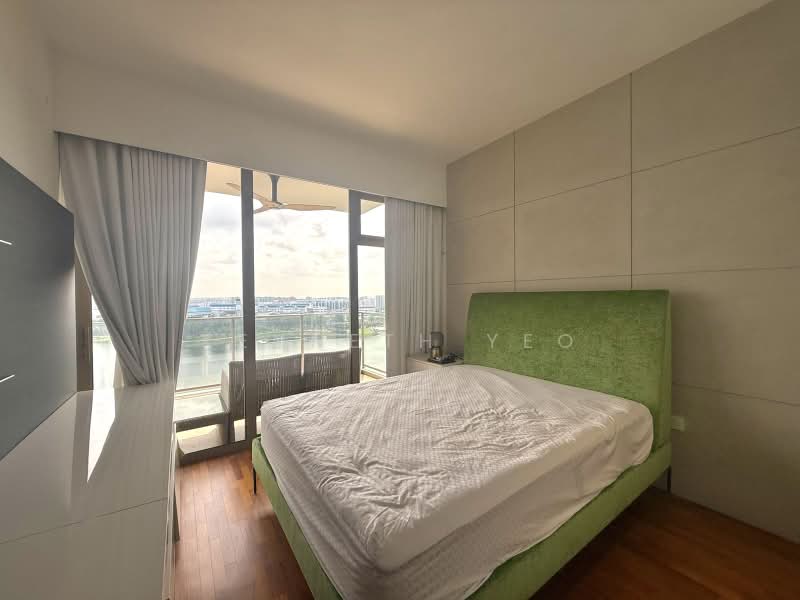 Waterfront Gold, 754 Bedok Reservoir Road, 4 Bedrooms, 2,153 sqft, Condominium For Sale, by Kenneth Yeo, 500197580 - Bedroom - PropertyGuru.com.sg