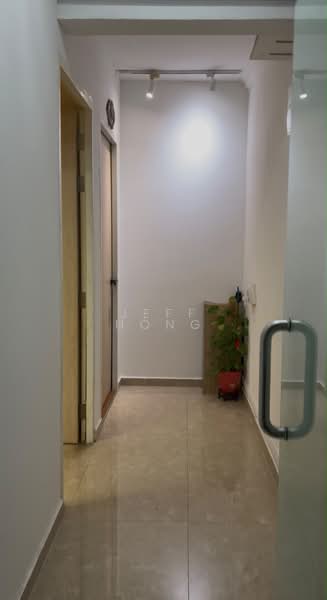Textile Centre, 200 Jalan Sultan, 400 sqft, Office For Rent, by Jeff Hong, 500197585 - Corridor - CommercialGuru.com.sg