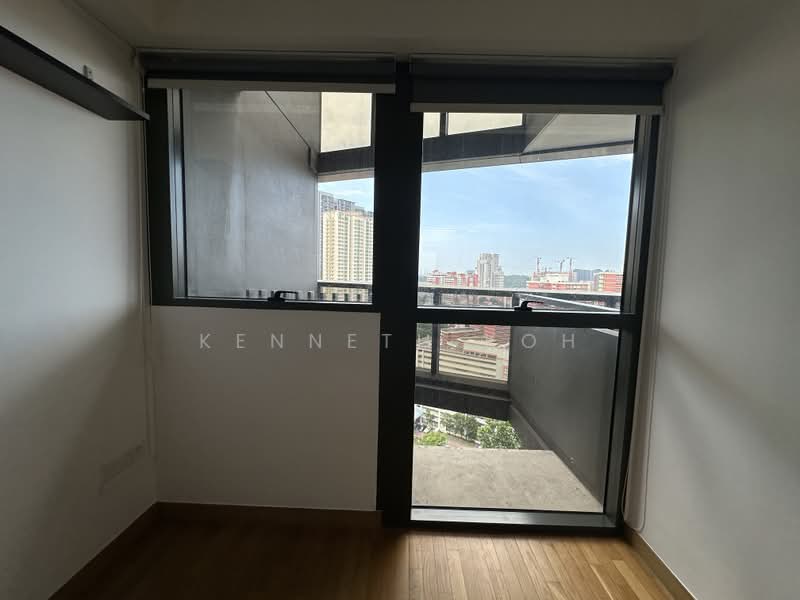 Commonwealth Towers, 232 Commonwealth Avenue, 1 Bedroom, 474 sqft, Condominium For Sale, by Kenneth Koh, 500197586 - Balcony - PropertyGuru.com.sg