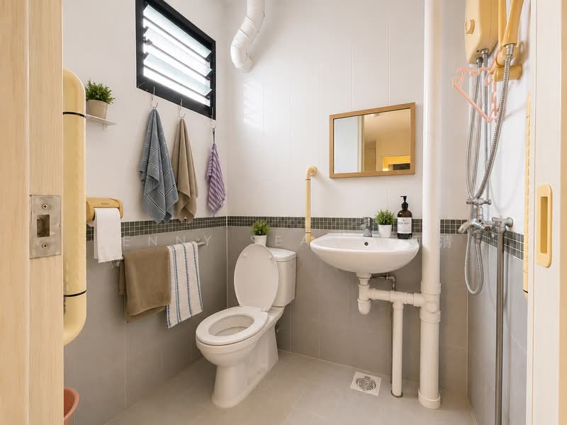 602 Clementi West Street 1, 602 Clementi West Street 1, 2 Bedrooms, 721 sqft, HDB Flat For Sale, by Kenny Seah 谢炳清, 500197601 - Bathroom - PropertyGuru.com.sg