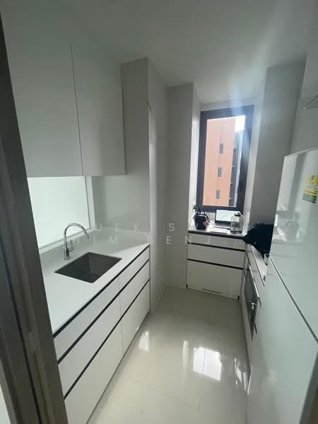 Parc Botannia, 10 Fernvale Street, 2 Bedrooms, 786 sqft, Condominium For Sale, by Quek Swee Khim Benjamin, 500197609 - Kitchen - PropertyGuru.com.sg
