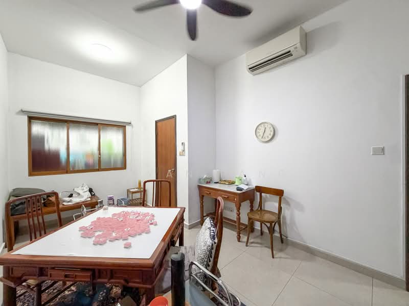 Charming Freehold Inter-Terrace For Sale @ Tai Hwan, , 5 Bedrooms, 2,800 sqft, Terraced House For Sale, by Bryan Pang, 500197630 - Interior - PropertyGuru.com.sg