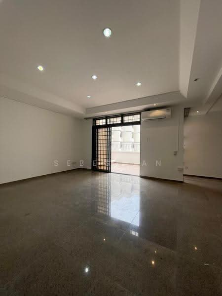 Grande Vista, 12 Cactus Drive, Seletar / Yio Chu Kang, 3 Bedrooms, 1,668 sqft, Condominium For Rent, by Sebestian Cheng, 500197636 - Living Room - PropertyGuru.com.sg