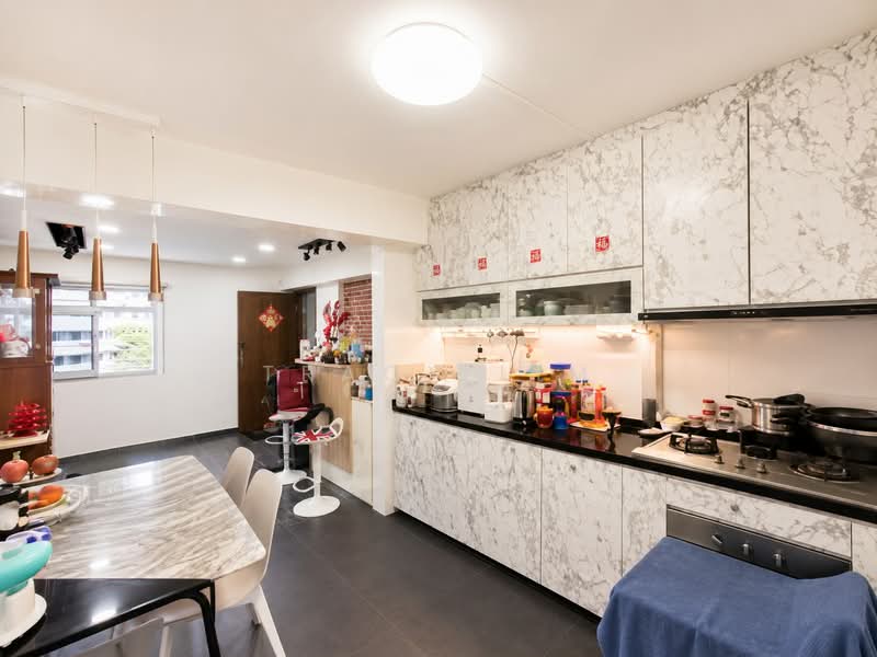325 Tah Ching Road, 325 Tah Ching Road, 3 Bedrooms, 1,098 sqft, HDB Flat For Sale, by Tracy Lim, 500197649 - Kitchen - PropertyGuru.com.sg