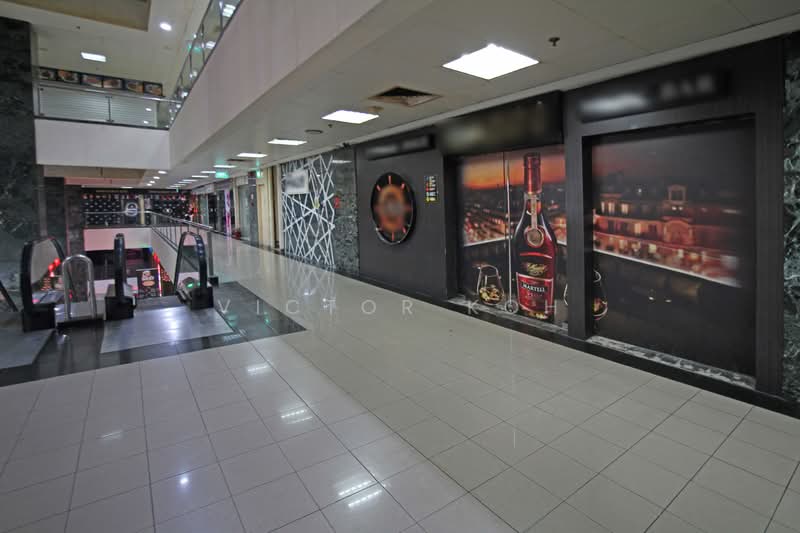 Orchard Towers, 400 Orchard Road, 312 sqft, Other Retail For Sale, by Victor Koh, 500197656 - Corridor - CommercialGuru.com.sg