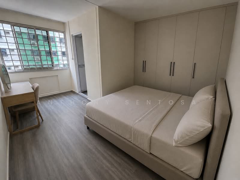 823 Jurong West Street 81, 823 Jurong West Street 81, 4 Bedrooms, 1,301 sqft, HDB Flat For Sale, by Anthony Sentosa, 500197664 - Bedroom - PropertyGuru.com.sg