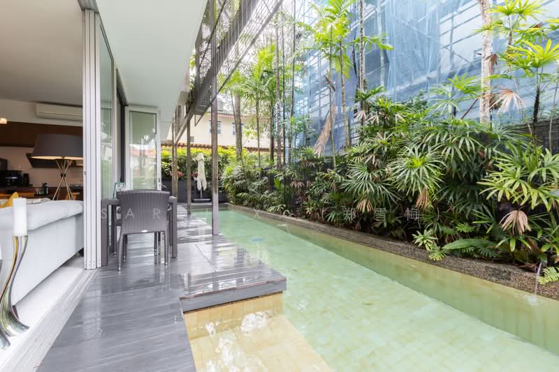 🌳 Tranquil Hillcrest Semi-Detached Move-in Ready, , 6 Bedrooms, 4,500 sqft, Semi-Detached House For Sale, by Sarah X. (郑雪梅), 500197665 - Pool - PropertyGuru.com.sg