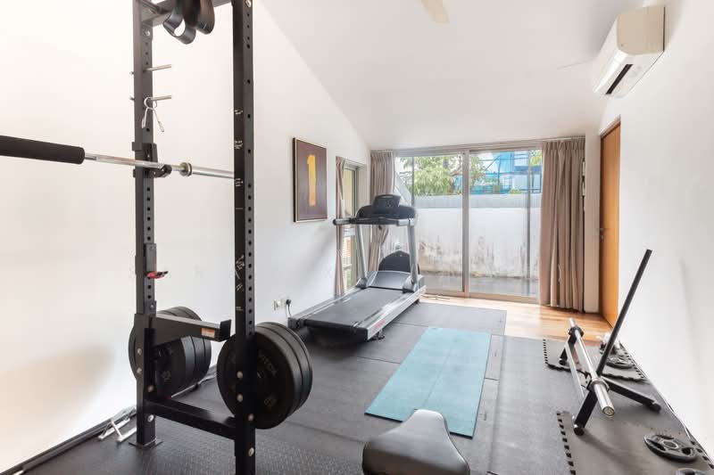 🌳 Tranquil Hillcrest Semi-Detached Move-in Ready, , 6 Bedrooms, 4,500 sqft, Semi-Detached House For Sale, by Sarah X. (郑雪梅), 500197665 - Gym - PropertyGuru.com.sg