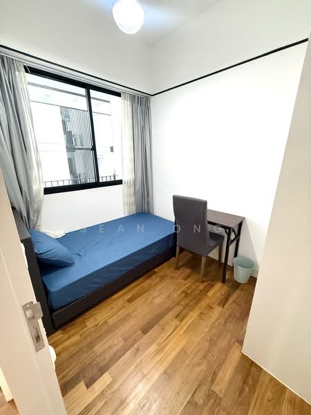 Village @ Pasir Panjang, 463 Pasir Panjang Road, Room Rental, 100 sqft, Condominium For Rent, by Sean Ong, 500197683 - Bedroom - PropertyGuru.com.sg