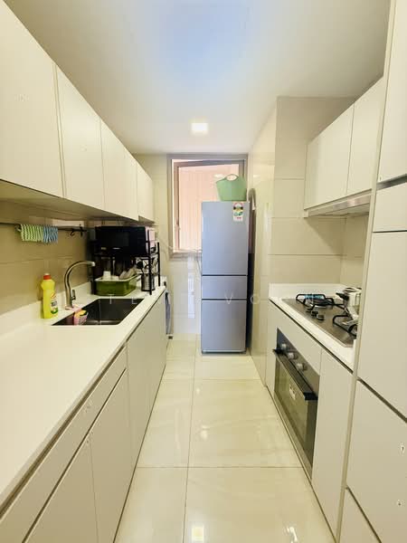 The Vales, 85 Anchorvale Crescent, Room Rental, 120 sqft, Condominium For Rent, by Steve Voon, 500197684 - Kitchen - PropertyGuru.com.sg