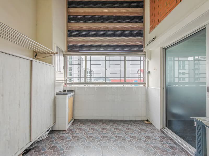 254 Bangkit Road, 254 Bangkit Road, 4 Bedrooms, 1,572 sqft, HDB Flat For Sale, by Rene Goh, 500197693 - Balcony - PropertyGuru.com.sg