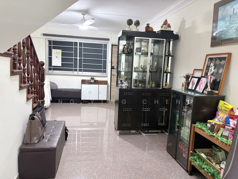 254 Bangkit Road, 254 Bangkit Road, 4 Bedrooms, 1,572 sqft, HDB Flat For Sale, by Ying Ying Cheng, 500197697 - Living Room - PropertyGuru.com.sg