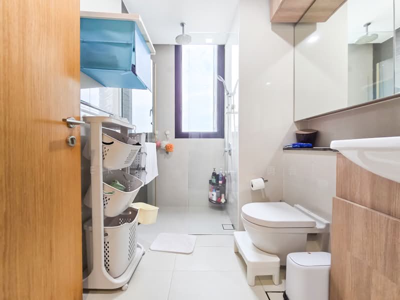 The Trilinq, 28B Jalan Lempeng, 4 Bedrooms, 1,109 sqft, Condominium For Sale, by Eric Lim 林勇合, 500197712 - Bathroom - PropertyGuru.com.sg