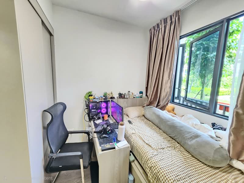 Sengkang Grand Residences, 72 Compassvale Bow, 2 Bedrooms, 764 sqft, Condominium For Rent, by Brenda Teo, 500197714 - 2nd bedroom with extra built-in storage - PropertyGuru.com.sg