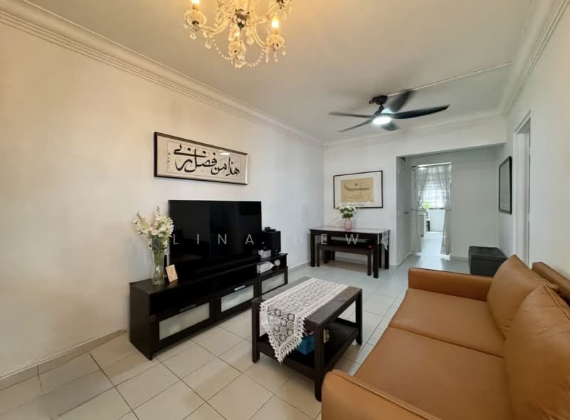 313 Woodlands Street 31, 313 Woodlands Street 31, 2 Bedrooms, 785 sqft, HDB Flat For Sale, by Lina Dewi, 500197719 - Living Room - PropertyGuru.com.sg