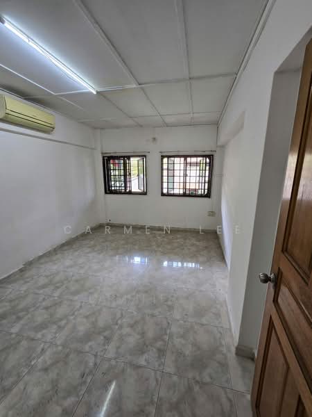 349 Jurong East Avenue 1, 349 Jurong East Avenue 1, 2 Bedrooms, 936 sqft, HDB Flat For Sale, by Carmen Lee, 500197720 - Interior - PropertyGuru.com.sg