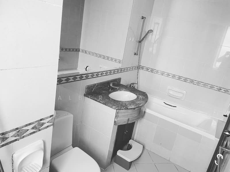 Dunman Place, 515 Dunman Road, Room Rental, 160 sqft, Condominium For Rent, by Albert Yang, 500197721 - Bathroom - PropertyGuru.com.sg