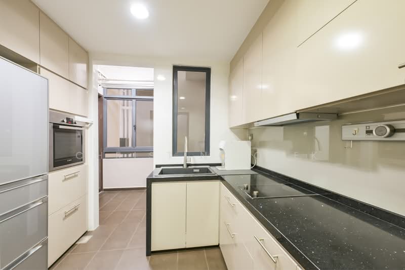 Regent Heights, 56 Bukit Batok East Avenue 5, 2 Bedrooms, 1,023 sqft, Condominium For Sale, by Christina Quek, 500197724 - Kitchen - PropertyGuru.com.sg