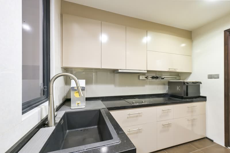 Regent Heights, 56 Bukit Batok East Avenue 5, 2 Bedrooms, 1,023 sqft, Condominium For Sale, by Christina Quek, 500197724 - Kitchen - PropertyGuru.com.sg