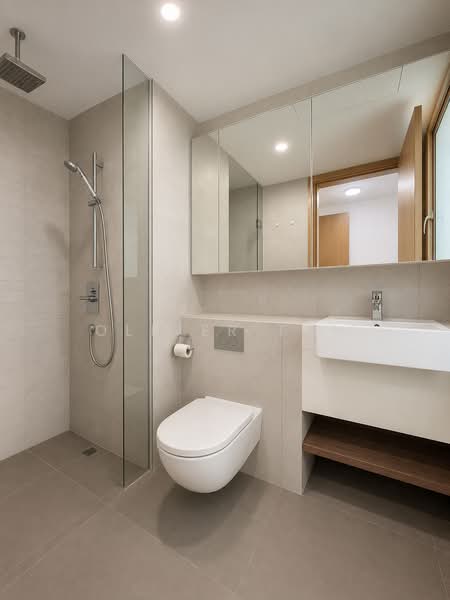 Eight Riversuites, 2 Whampoa East, 2 Bedrooms, 840 sqft, Condominium For Sale, by Oliver Tan, 500197727 - Bathroom - PropertyGuru.com.sg