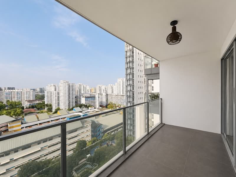 Eight Riversuites, 2 Whampoa East, 2 Bedrooms, 840 sqft, Condominium For Sale, by Oliver Tan, 500197727 - Balcony - PropertyGuru.com.sg