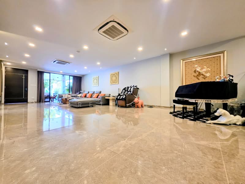 East View Garden, Jalan Segam, 5 Bedrooms, 4,350 sqft, Terraced House For Sale, by Brett Chua, 500197730 - Living Room - PropertyGuru.com.sg