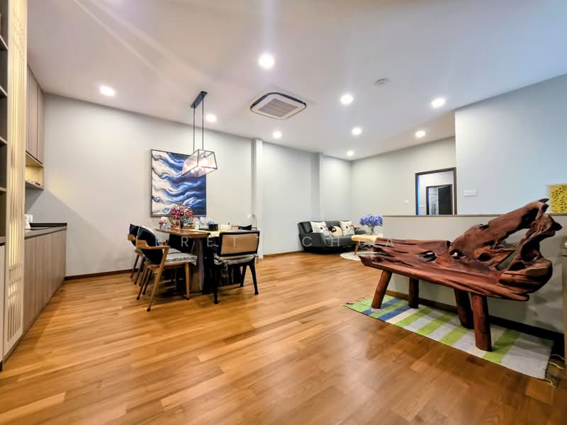 East View Garden, Jalan Segam, 5 Bedrooms, 4,350 sqft, Terraced House For Sale, by Brett Chua, 500197730 - Living Room - PropertyGuru.com.sg