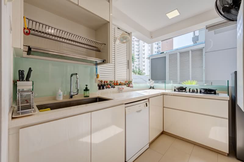 Waterview, 91 Tampines Avenue 1, 3 Bedrooms, 1,485 sqft, Condominium For Sale, by Jeannie Lim, 500197740 - Kitchen - PropertyGuru.com.sg