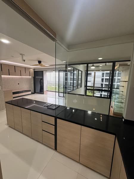 Twin Waterfalls, 106 Punggol Walk, 3 Bedrooms, 1,087 sqft, Executive Condominium For Rent, by Mark Yeo (杨复中), 500197784 - Kitchen - PropertyGuru.com.sg
