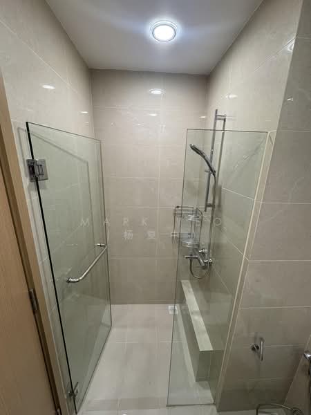 Twin Waterfalls, 106 Punggol Walk, 3 Bedrooms, 1,087 sqft, Executive Condominium For Rent, by Mark Yeo (杨复中), 500197784 - Master Bathroom - PropertyGuru.com.sg