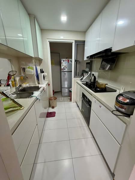 Beacon Heights, 8 Mar Thoma Road, 3 Bedrooms, 1,066 sqft, Condominium For Sale, by Ho Suzanne, 500197809 - Kitchen - PropertyGuru.com.sg