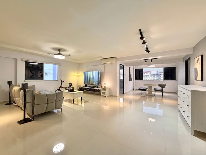 420 Choa Chu Kang Avenue 4, 420 Choa Chu Kang Avenue 4, 4 Bedrooms, 1,614 sqft, HDB Flat For Sale, by C K Ow Yong, 500197812 - Living Room - PropertyGuru.com.sg