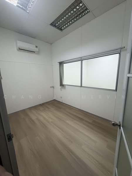 Mactech Building, 2 Kallang Pudding Road, Macpherson / Potong Pasir, 400 sqft, Light Industrial (B1) For Rent, by Chang J J Mervin, 500197815 - Interior - CommercialGuru.com.sg
