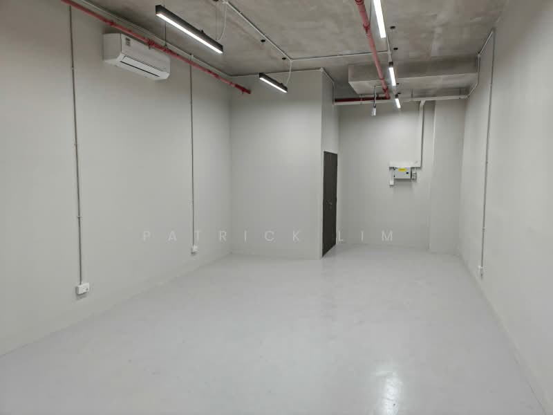 Polaris @ Woodlands, 101 Woodlands Avenue 12, 316 sqft, Factory / Workshop (B2) For Rent, by Patrick Lim, 500197816 - Unit with toilet - CommercialGuru.com.sg