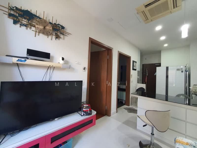 Parc Rosewood, 89 Rosewood Drive, 1 Bedroom, 431 sqft, Condominium For Sale, by Malek Aziz, 500197818 - Living Room - PropertyGuru.com.sg