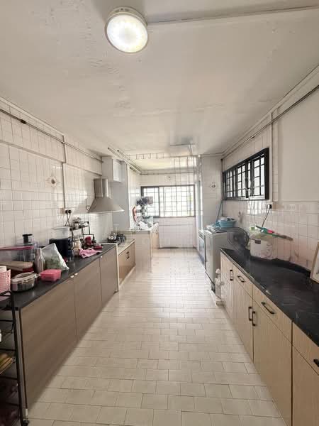 4A Jurong East, high floor, door to door, Chinese, Jurong East St 31, 3 Bedrooms, 1,130 sqft, HDB Flat For Sale, by Stanley Wong, 500197821 - Kitchen - PropertyGuru.com.sg