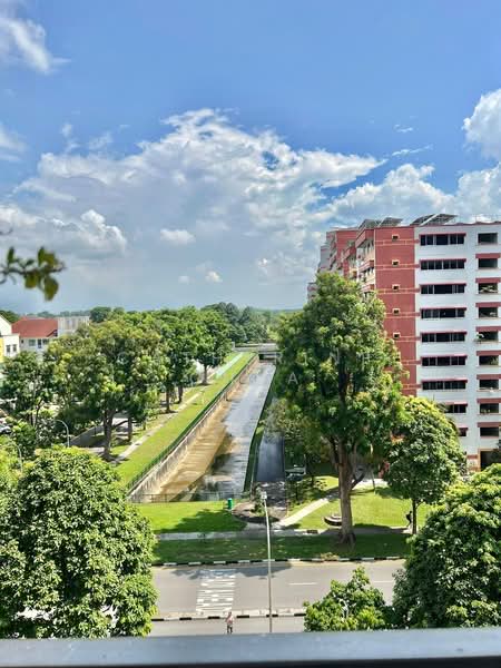 423 Choa Chu Kang Avenue 4, 423 Choa Chu Kang Avenue 4, 3 Bedrooms, 1,119 sqft, HDB Flat For Sale, by Catherine Chua, 500197845 - Exterior - PropertyGuru.com.sg
