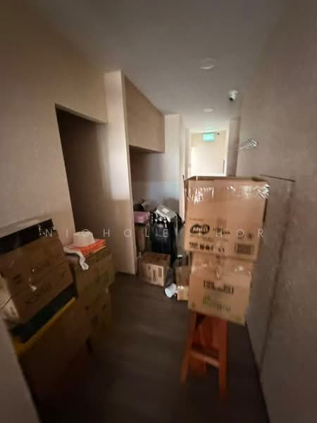 106 Hougang Ave 1 Ground floor, , 650 sqft, Shop / Shophouse For Rent, by Nichole Thor, 500197846 - Corridor - CommercialGuru.com.sg