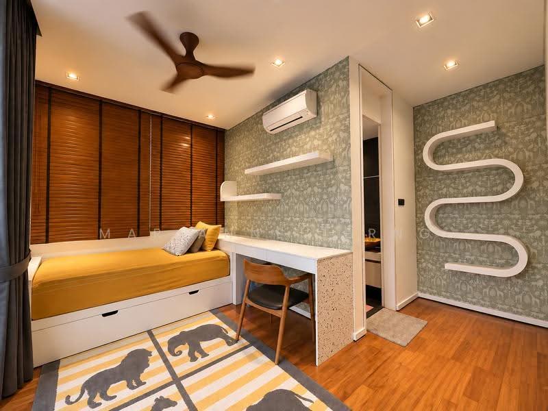 Serangoon Garden Estate, Burghley Drive, Hougang / Punggol / Sengkang, 6 Bedrooms, 4,500 sqft, Semi-Detached House For Rent, by Marianne Terng, 500197847 - Ensuite Bedroom - PropertyGuru.com.sg