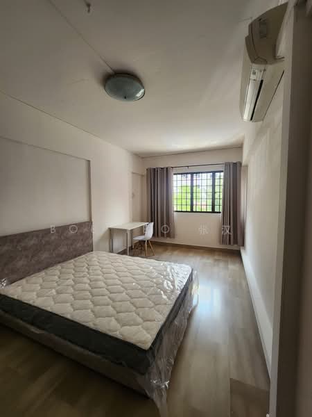 452 Jurong West Street 42, 452 Jurong West Street 42, 3 Bedrooms, 1,432 sqft, HDB Flat For Rent, by Bob Teo 张汉平, 500197851 - Bedroom - PropertyGuru.com.sg