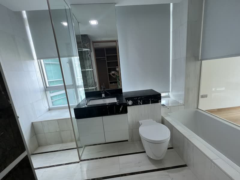 The Vermont On Cairnhill, 12A Cairnhill Rise, 3 Bedrooms, 1,410 sqft, Apartment For Rent, by Chew Jennifer, 500197868 - Bathroom - PropertyGuru.com.sg