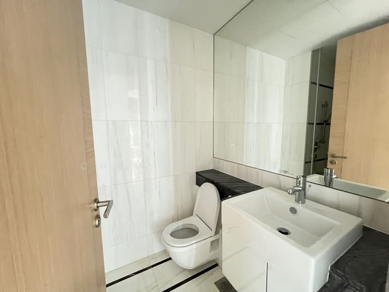 The Vermont On Cairnhill, 12A Cairnhill Rise, 3 Bedrooms, 1,410 sqft, Apartment For Rent, by Chew Jennifer, 500197868 - Bathroom - PropertyGuru.com.sg