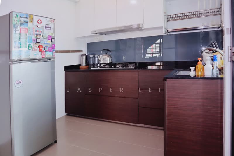 256A Sumang Walk, 256A Sumang Walk, 3 Bedrooms, 1,001 sqft, HDB Flat For Sale, by Jasper Lei, 500197879 - Kitchen - PropertyGuru.com.sg