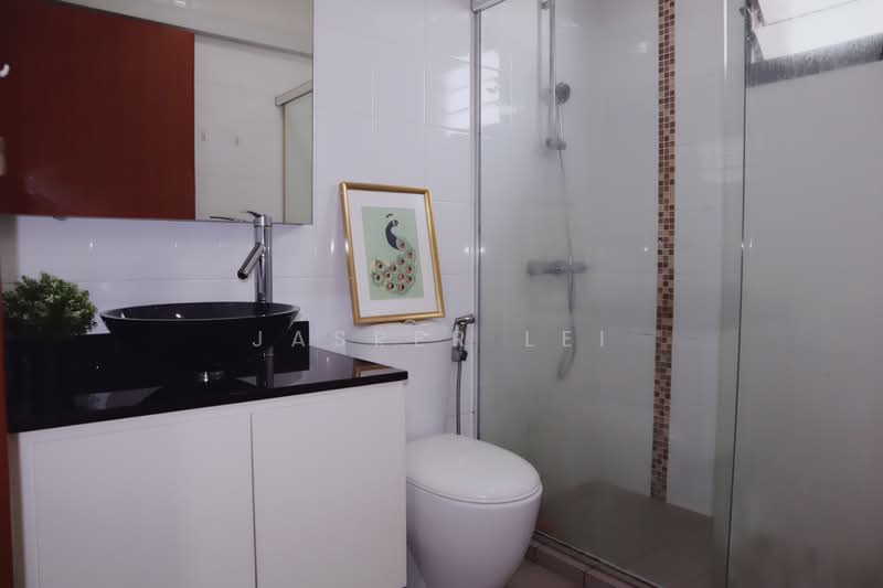 256A Sumang Walk, 256A Sumang Walk, 3 Bedrooms, 1,001 sqft, HDB Flat For Sale, by Jasper Lei, 500197879 - Bathroom - PropertyGuru.com.sg