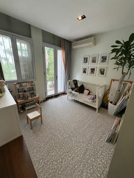 116 cairnhill road (Conservation House), , 6 Bedrooms, 4,059 sqft, Conservation House For Rent, by Sergius Seah Weiming, 500197887 - Bedroom - PropertyGuru.com.sg