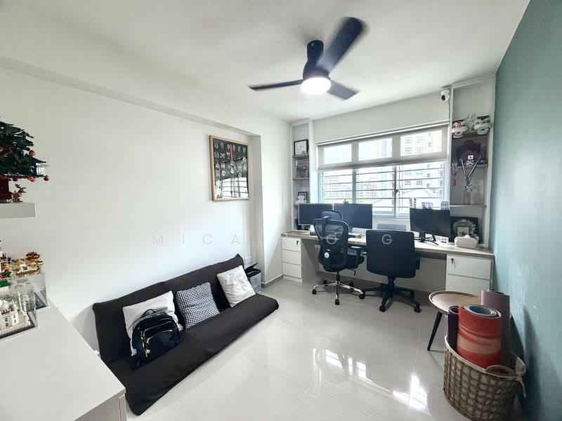 487B Choa Chu Kang Avenue 5, 487B Choa Chu Kang Avenue 5, 3 Bedrooms, 1,000 sqft, HDB Flat For Sale, by Micain Ong, 500197888 - Study - PropertyGuru.com.sg
