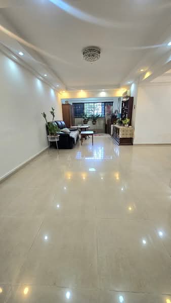 527 Jelapang Road, 527 Jelapang Road, 4 Bedrooms, 1,539 sqft, HDB Flat For Sale, by James Yeo, 500197892 - Living Room - PropertyGuru.com.sg