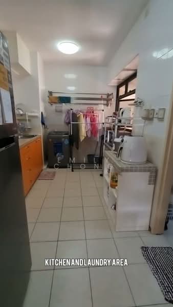26C Jalan Membina, 26C Jalan Membina, 3 Bedrooms, 969 sqft, HDB Flat For Rent, by Emily Chong, 500197907 - Kitchen - PropertyGuru.com.sg