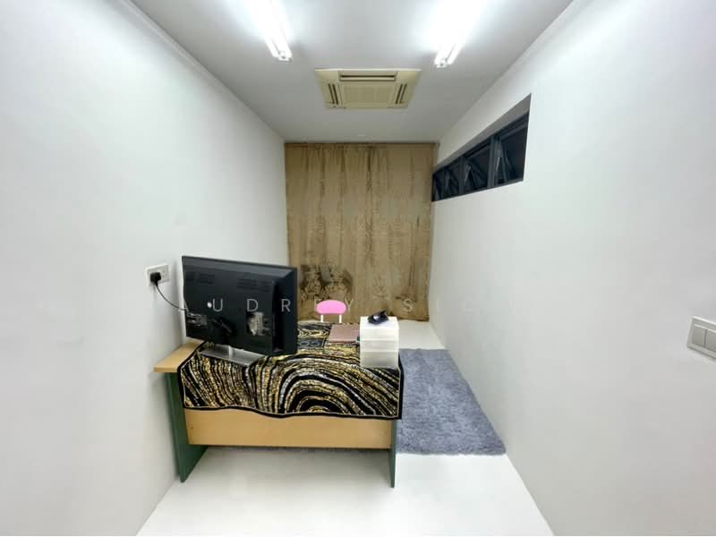 Le Regal, 340 Geylang Road, 129 sqft, Shop / Shophouse For Sale, by Audrey Siow, 500197915 - CommercialGuru.com.sg